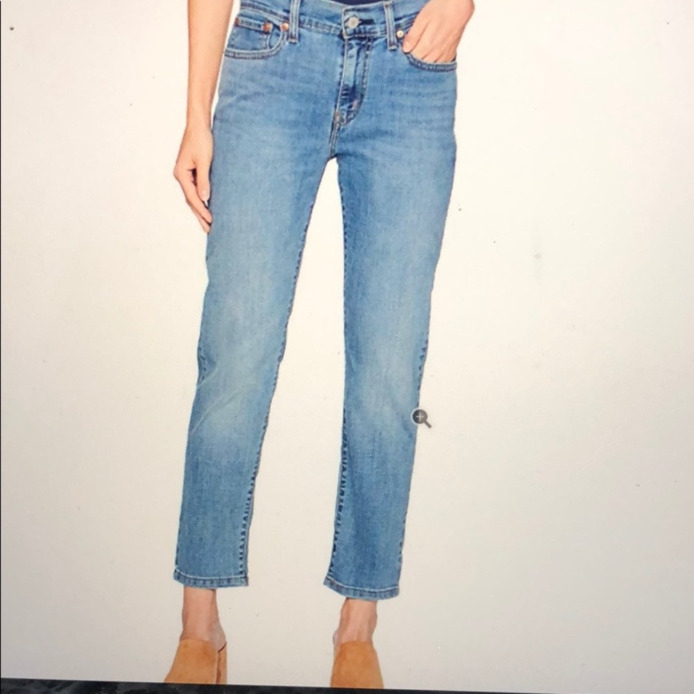 Levi’s women’s new boyfriend jeans